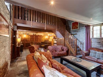 Lounge Area